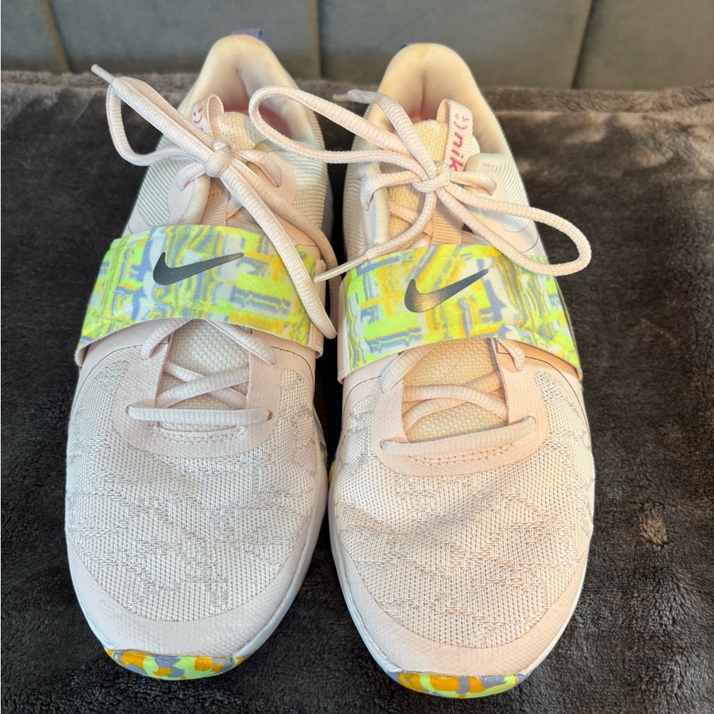Nike Renew Training Shoes Women’s 7.5 – Baby Pink – Strap – Gym